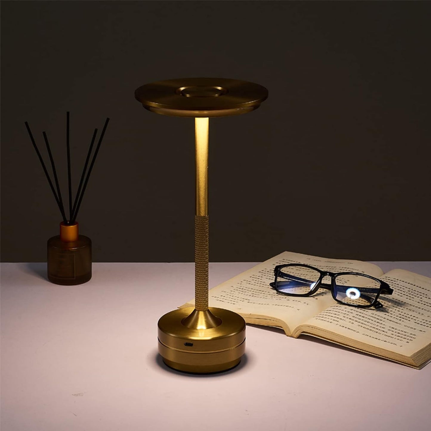 Prato Table Lamp
