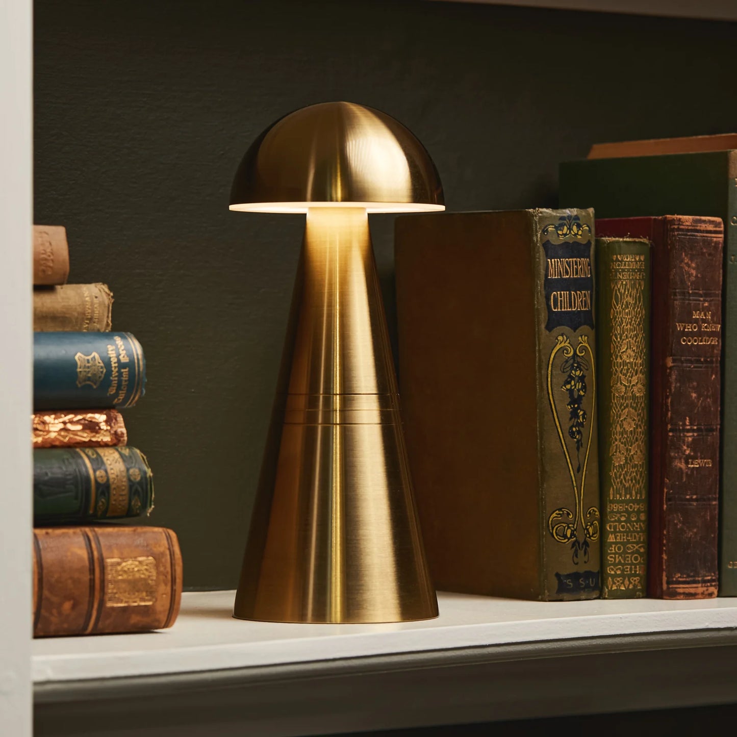 Pavia Table Lamp